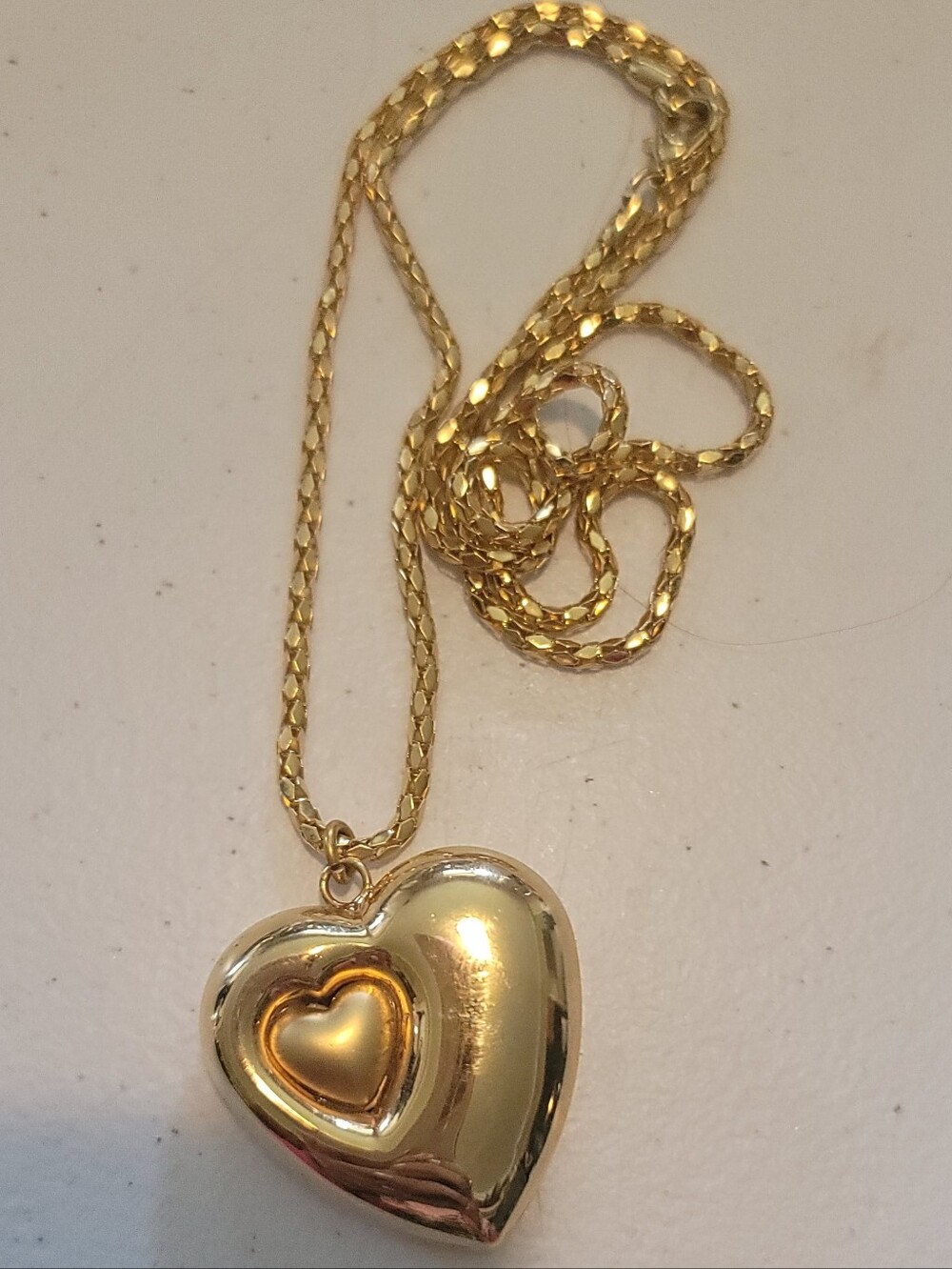 Vintage Gold Tone Puffy Double Heart Pendant Necklace | Chunky Serpentine Chain